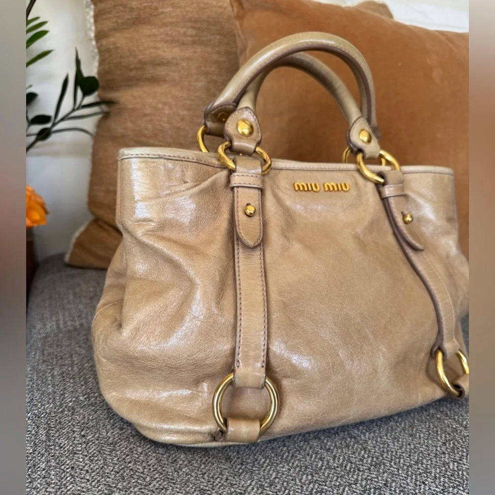 Miu Miu Vitello Lux Tan Leather Satchel with Gold Hardware - Picture 4 of 17